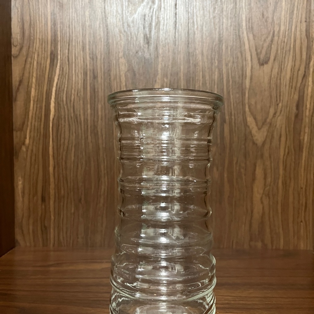 Elegant Clear Glass Vase